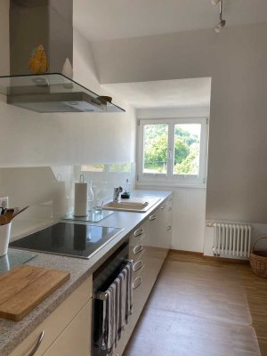 Elegante Dachgeschosswohnung im Herzen von Neckargemünd
