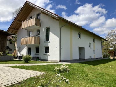 Neubau: 2-Zimmer-DG-Wohnung mit Balkon in Gauting-Buchendorf
