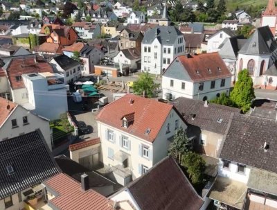 Historisches Einfamilienhaus mit großem Garten im Herzen von Münster-Sarmsheim