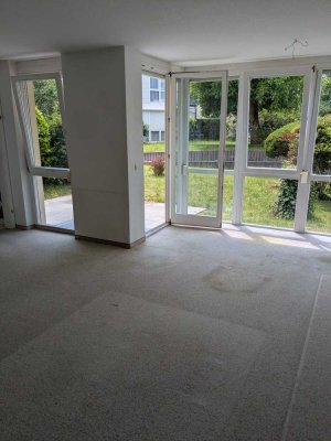 Lichtdurchflutete 2 Zimmer-Wohnung in Dresden Zschieren - Grenze Kleinzschachwitz