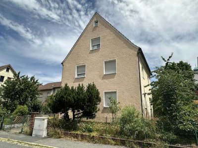 Neustadt b. Coburg - Handwerkerobjekt - Wohnhaus mit Potential in ruhiger Wohnlage