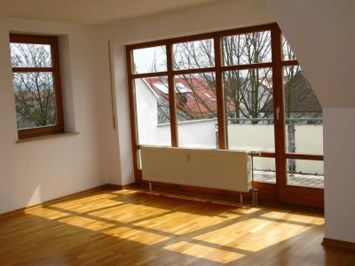 Helle 2 1/2 - Zimmer-Wohnung in LA-West