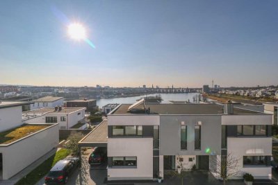 Penthouse-Genuss mit sonnigem Balkon, moderner EBK & Tiefgaragenplatz – exklusiv wohnen!