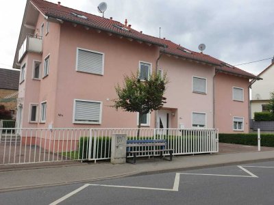 Reiheneckhaus mit 180 m² Wohnfläche in Wiesbaden-Nordenstadt