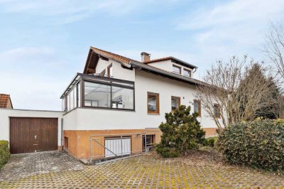 Schönes freistehendes Einfamilienhaus mit Einliegerwohnung in Mötzingen