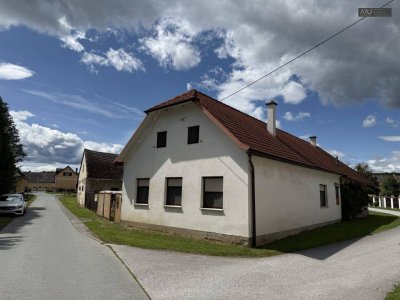 Gemütliches Bauernhaus mit Entwicklungspotenzial in Mogersdorf