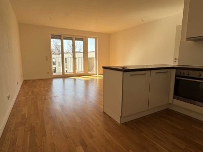 Praktisch geschnittene 4-Raum-Wohnung mit moderner EBK, Balkon und 2 Bädern