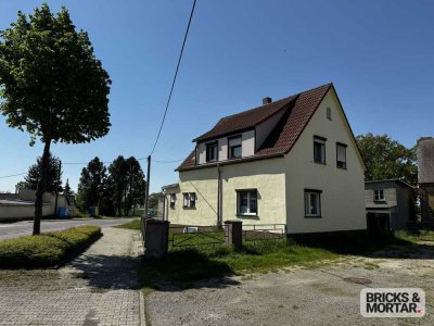 Viel Platz für Ideen – Ihr neues Zuhause mit großem Garten und Potenzial in Delitzsch.