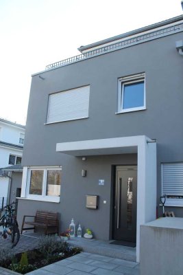 Modernes & hochwertiges Reihenendhaus in begehrter Lage an der Loisach