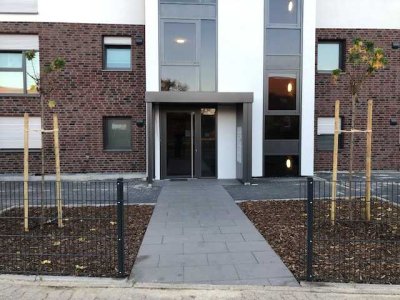 Stilvolle, neuwertige 2-Zimmer-WHG mit Balkon und hochwertiger EBK