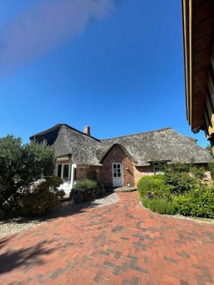Maritimes Juwel in St. Peter-Ording – Ihr Reetdach-Traum in Boehl erwartet Sie!