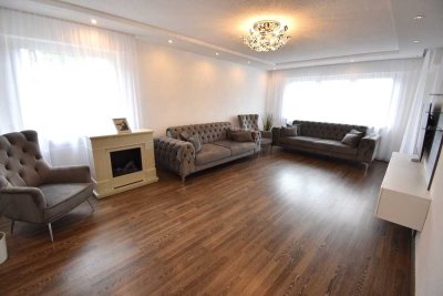 **Top gepflegte 4,5-Zimmer-Wohnung mit tollem Balkon und Stellplatz in ruhiger Lage von Böblingen**