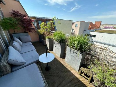 Möbliert: Luxuriöse DG-Maisonette mit 4 Zimmern und 2 Balkonen in Prenzlauer Berg