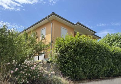 Modernes Einfamilienhaus in traumhafter Lage am Feldrand