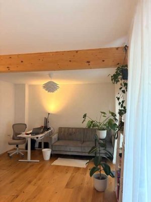 1 Zimmerwohnung mit geräumiger Wohnküche und Balkon