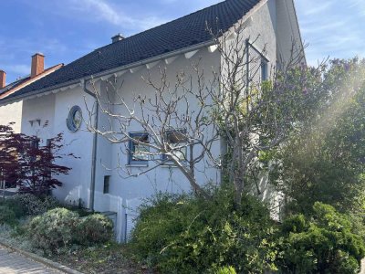 Modernes, barrierefreies Haus mit großem Garten, Komfort, Sicherheit und Unabhängigkeit