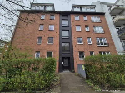 Attraktive Eigentumswohnung in Hamburg-Barmbek: Urbanes Wohnen in beliebter Lage mit Balkon und groß