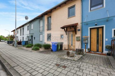 Familienfreundliches Reihenhaus mit ausgebautem Dachgeschoss, Garage und Stellplatz