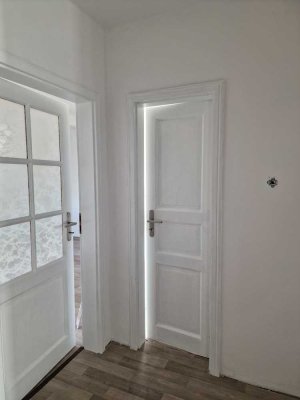 Attraktive und vollständig renovierte 3-Raum-Wohnung in Bochum