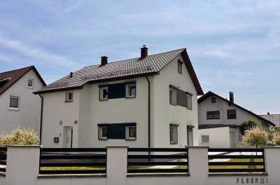 Traumhaftes Zwei-Familienhaus - Aufwendig saniert mit Liebe ins Detail