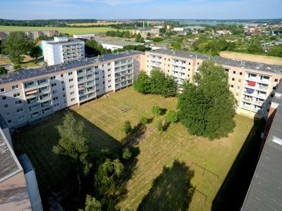 2,5 Zimmerwohnung mit Balkon im Erdgeschoss  (27.18)
