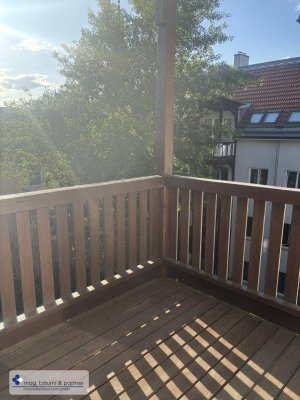2 Zimmer mit Balkon und Aussicht