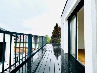 Erstbezug! Exklusive Doppelhaushälfte mit Garten, zwei Balkonen, Dachterrasse und PKW-Stellplatz – hochwertige Ausstattung