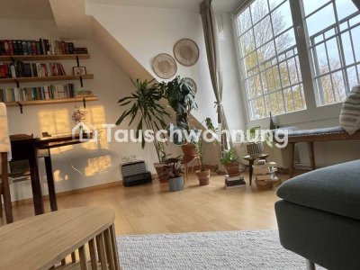 Tauschwohnung: Dachgeschosswohnung (Maisonette) in alter Stadtvilla