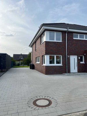 Neuwertige Doppelhaushälfte, 4 Zimmer in Salzbergen