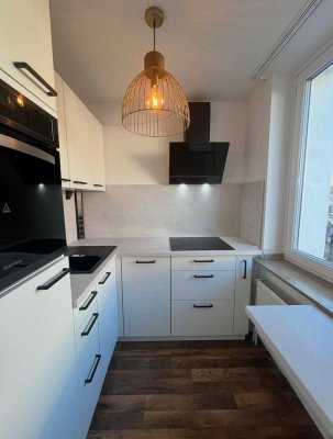 2-Zimmer Wohnung "nur an Einzelperson" im 2. OG in Köln-Höhenberg