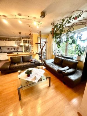 Gestaltbare 4 Zimmer Wohnung in ruhiger Wohnlage und Parknähe, zwei Balkone