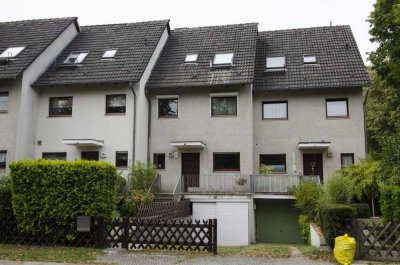 Attraktives REIHENHAUS in Lichtenrade, vollständig renoviert