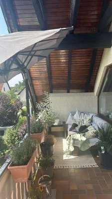 Helle und großzügige 4-Zimmer-Dachgeschosswohnung in Viernheim