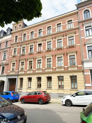 Möblierte 2-Raum Wohnung mit Einbauküche in zentraler Lage zu vermieten
