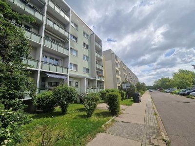 **JETZT EINZIEHEN**3-Zimmer-Wohnung // 3.OG // Balkon // Tageslichtbad mit Wanne // ab sofort