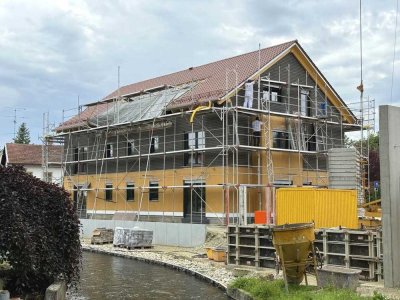 Exklusive Neubau-Erdgeschosswohnung mit Garten