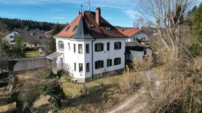 Traumhafte Villa mit Anbauwohnung