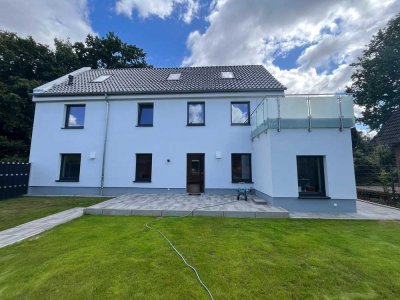 Erstbezug nach Sanierung: Stilvolle 3-Raum-Erdgeschosswohnung mit geh. Innenausstattung