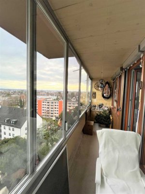 Geräumige 3-Zimmerwohnung mit herrlichem Ausblick über Augsburg