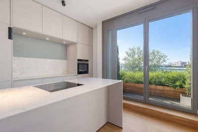FAMILIEN-PENTHOUSE - 4,5 ZIMMER - MIT WEITBLICK, SIEMATIC EINBAUKÜCHE UND EXKLUSIVER AUSSTATTUNG