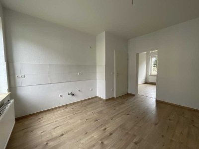 2-Zimmer-Wohnung mit Badewanne in Fedderwadergroden!