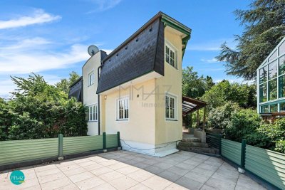 Englischer Landhausstil trifft Wiener Noblesse! 5-Zimmer Einfamilienhaus mit 2 Terrassen, großem Garten, Sauna, Fitnessraum + Doppelgarage!