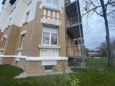 Wurzen* Am Stadtpark* helle 2 Zimmer-Wohnung mit Balkon* Zweitbezug* Parkett* EBK*