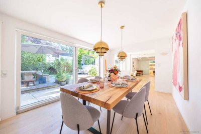 Familiendomizil in Trudering! Architektenhaus mit Garten, über 340 m² Wfl. & durchdachter Aufteilung