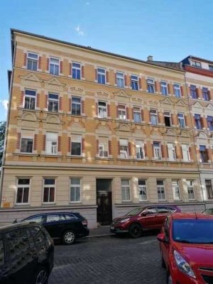 wunderschöne DG Wohnung in Schleußig