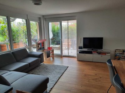 Sehr schöne 4-Zimmer Wohnung neuwertig mit Garten
