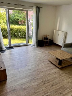 Helle Wohnung mit Terrasse und Garten Südausrichtung
