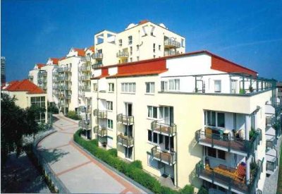 Top vermietete 2 Zi-DG-Wohnung mit grosser Terrasse