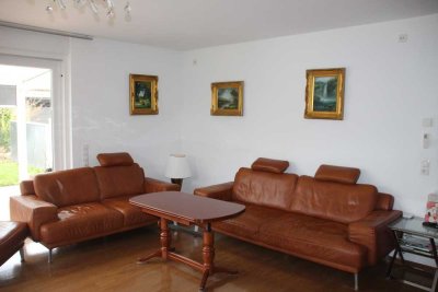 Exklusives Einfamilienhaus mit 7 Zimmern und Garage in Frankfurt-Riedberg