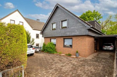 Paffrath: 
Charmantes Ein- bis Zweifamilienhaus mit guter Ausstattung in beliebter Wohnlage